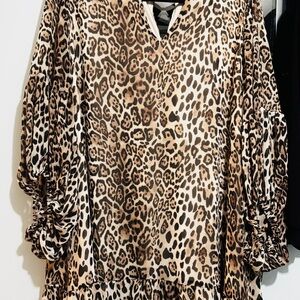 Leopard Print Women's Top Size XL